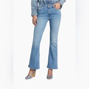 MOTHER Denim, The Weekender, Size 25, Wash- Read Between The Lines